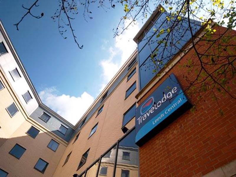 Travelodge Leeds Central Bagian luar foto