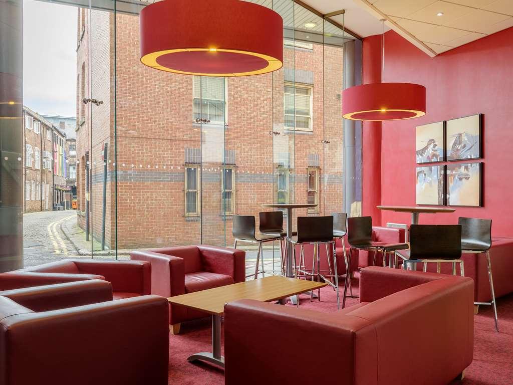 Travelodge Leeds Central Restoran foto