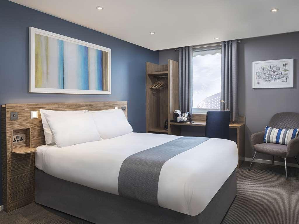 Travelodge Leeds Central Ruang foto