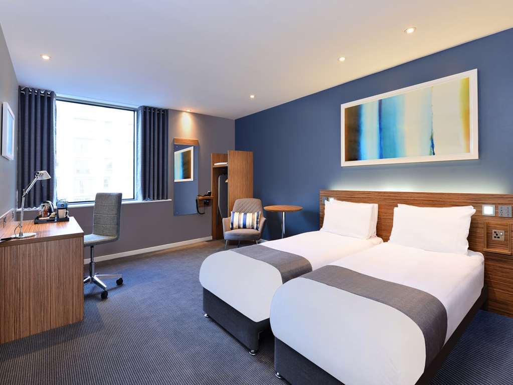 Travelodge Leeds Central Ruang foto